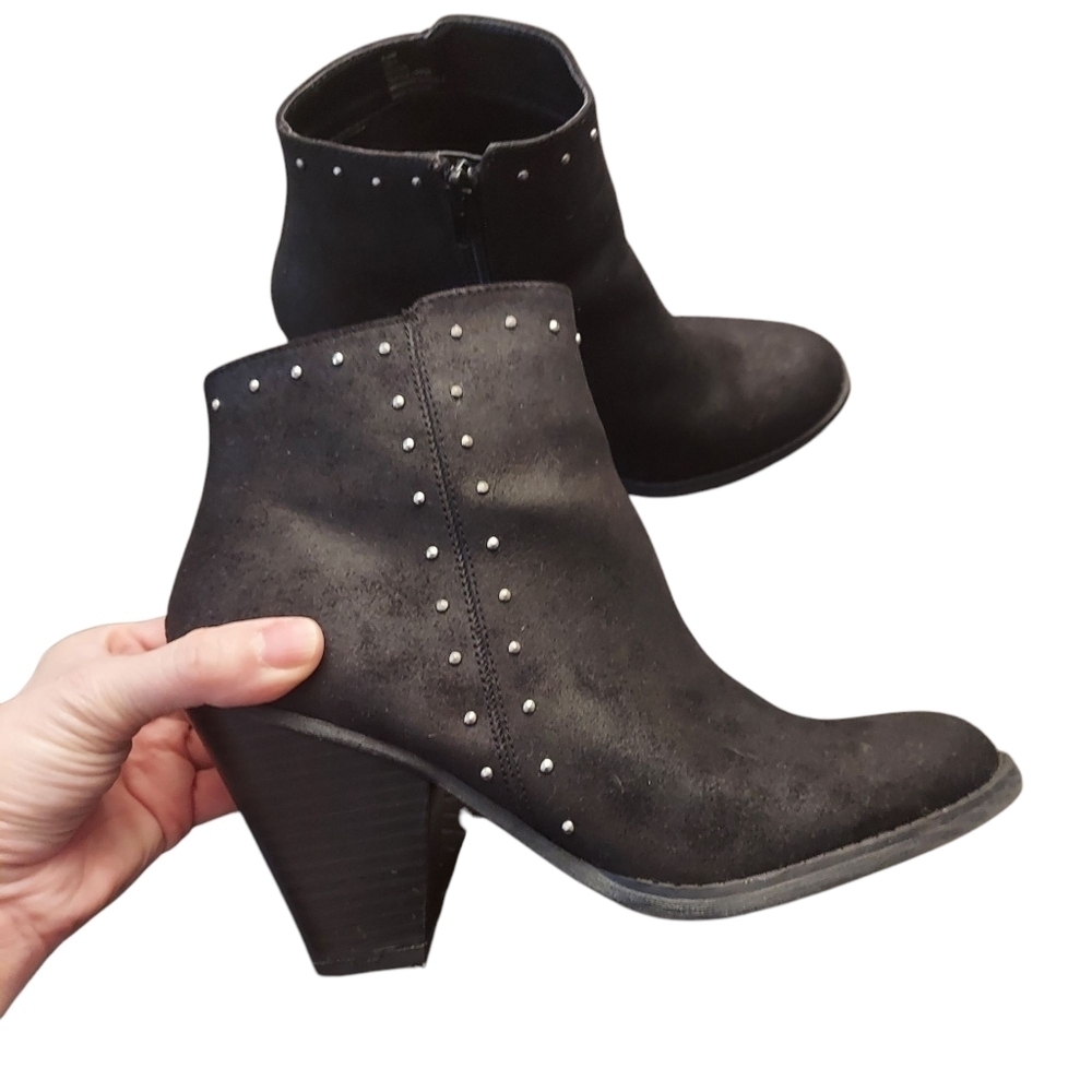 MIA Black Studded Textile Upper Sz 8.5 Ankle Boots Stacked Heel Boho Grunge Moto